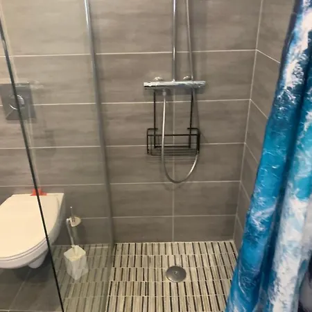 Grand Studio Tres Agreable Avec Bar, Cuisine Et Terrasse Cagnes-sur-Mer Extérieur photo