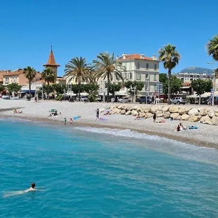 Grand Studio Tres Agreable Avec Bar, Cuisine Et Terrasse Cagnes-sur-Mer Extérieur photo