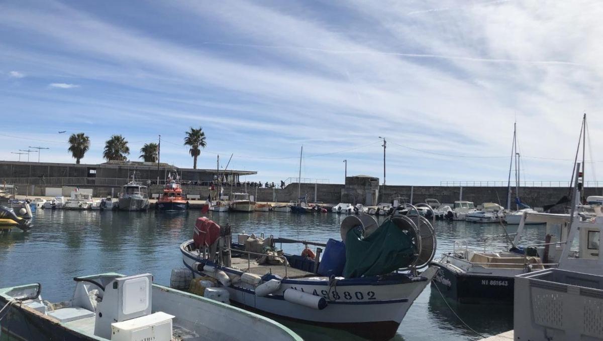Grand Tres Agreable Avec Bar, Cuisine Et Terrasse Appartement Cagnes-sur-Mer